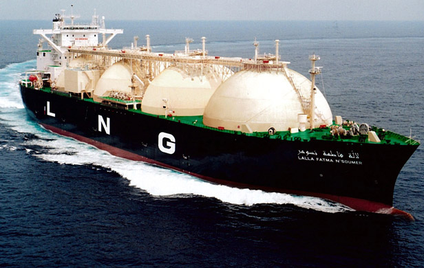 Harper says LNG tankers too dangerous for East Coast, but OK for BC