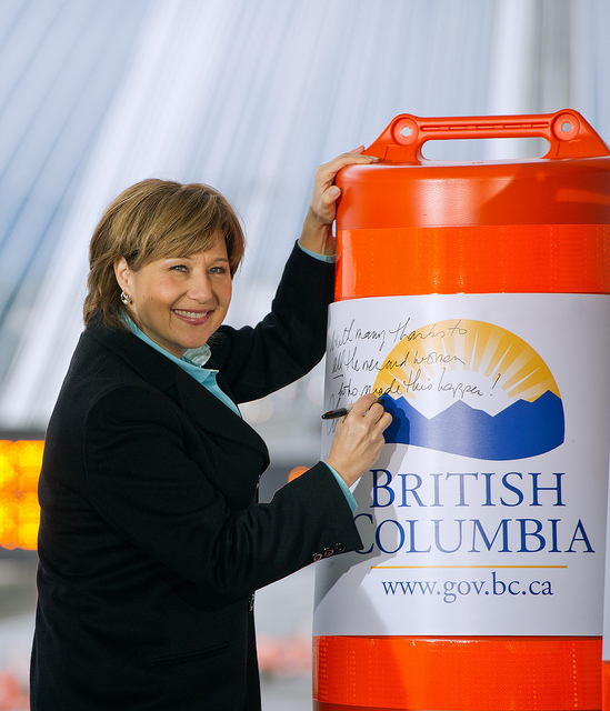 Christy Clark commemorating new Port Mann Bridge - as it rang in at 550% of the government's original cost estimate of $600 million (Province of BC/Flickr)