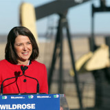 Wildrose leader Smith admits climate change real, human-caused