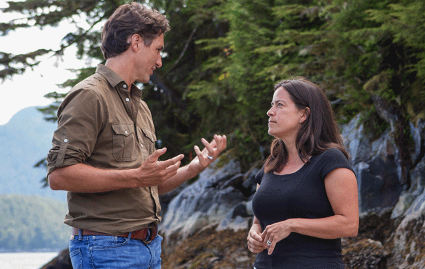 Justing Trudeau and Jody Wilson-Raybould meet in Hartley Bay on the BC coast in 2014 (Flickr / Justin Trudeau)