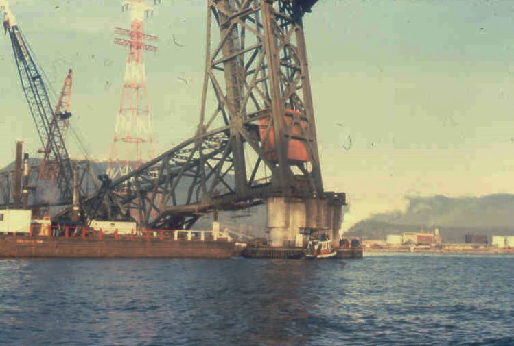 A much smaller vessel than an Aframax tanker collides with the rail bridge in 1979