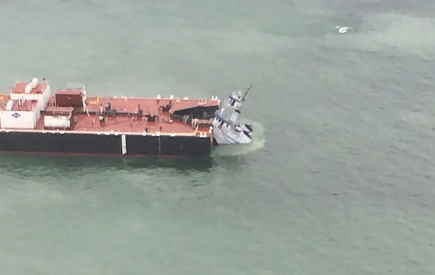 Sunken tug towing Nathan E. Stewart (Image submitted)
